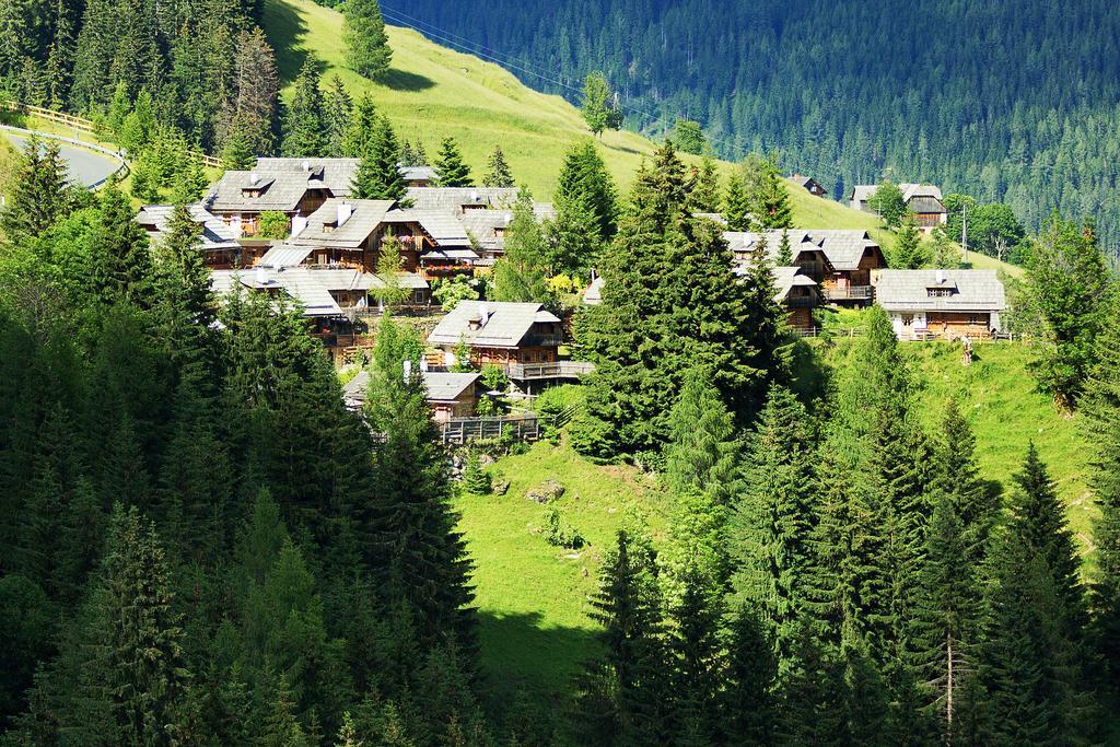 Almdorf Seinerzeit Hotel Wiedweg Ngoại thất bức ảnh