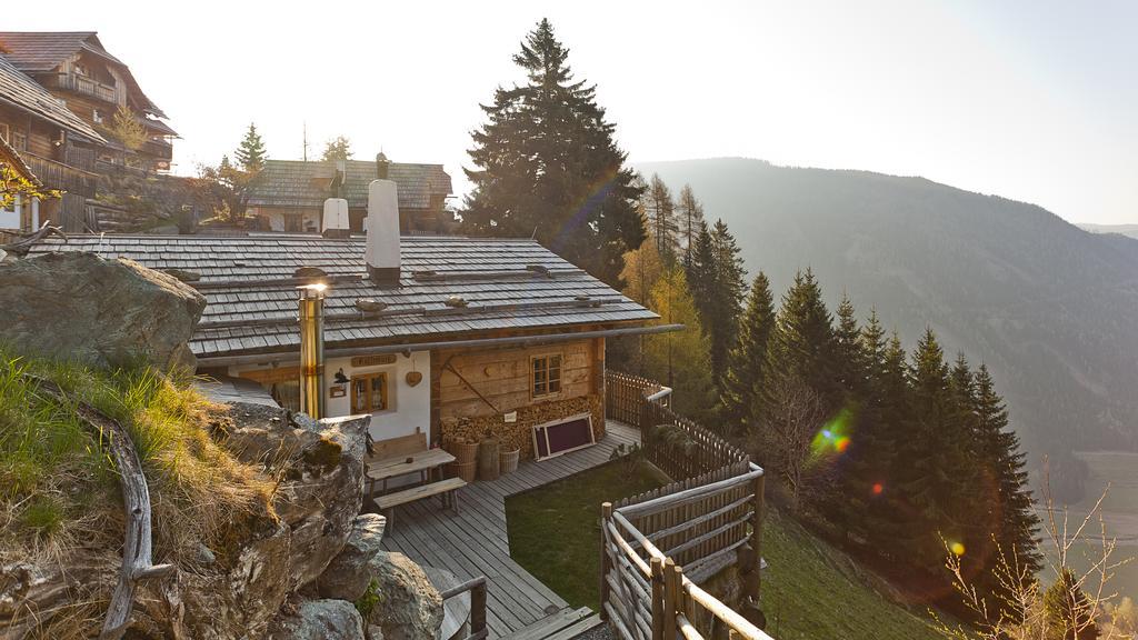 Almdorf Seinerzeit Hotel Wiedweg Ngoại thất bức ảnh