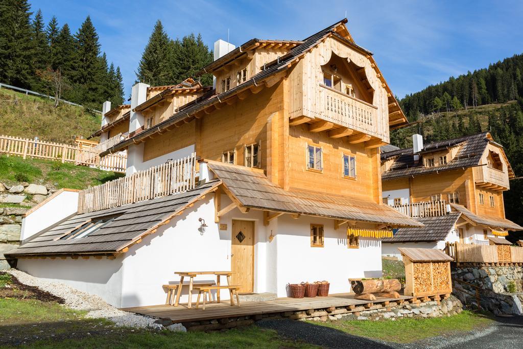 Almdorf Seinerzeit Hotel Wiedweg Ngoại thất bức ảnh