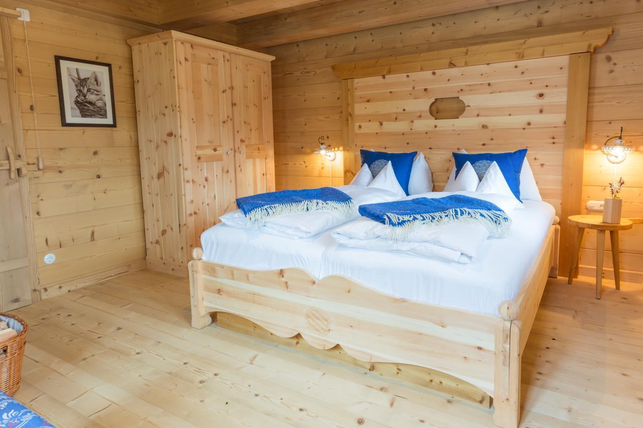 Almdorf Seinerzeit Hotel Wiedweg Ngoại thất bức ảnh
