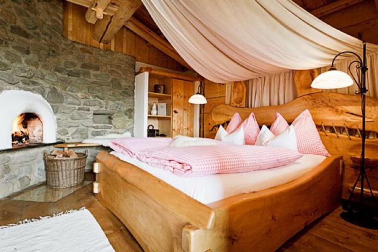 Almdorf Seinerzeit Hotel Wiedweg Ngoại thất bức ảnh