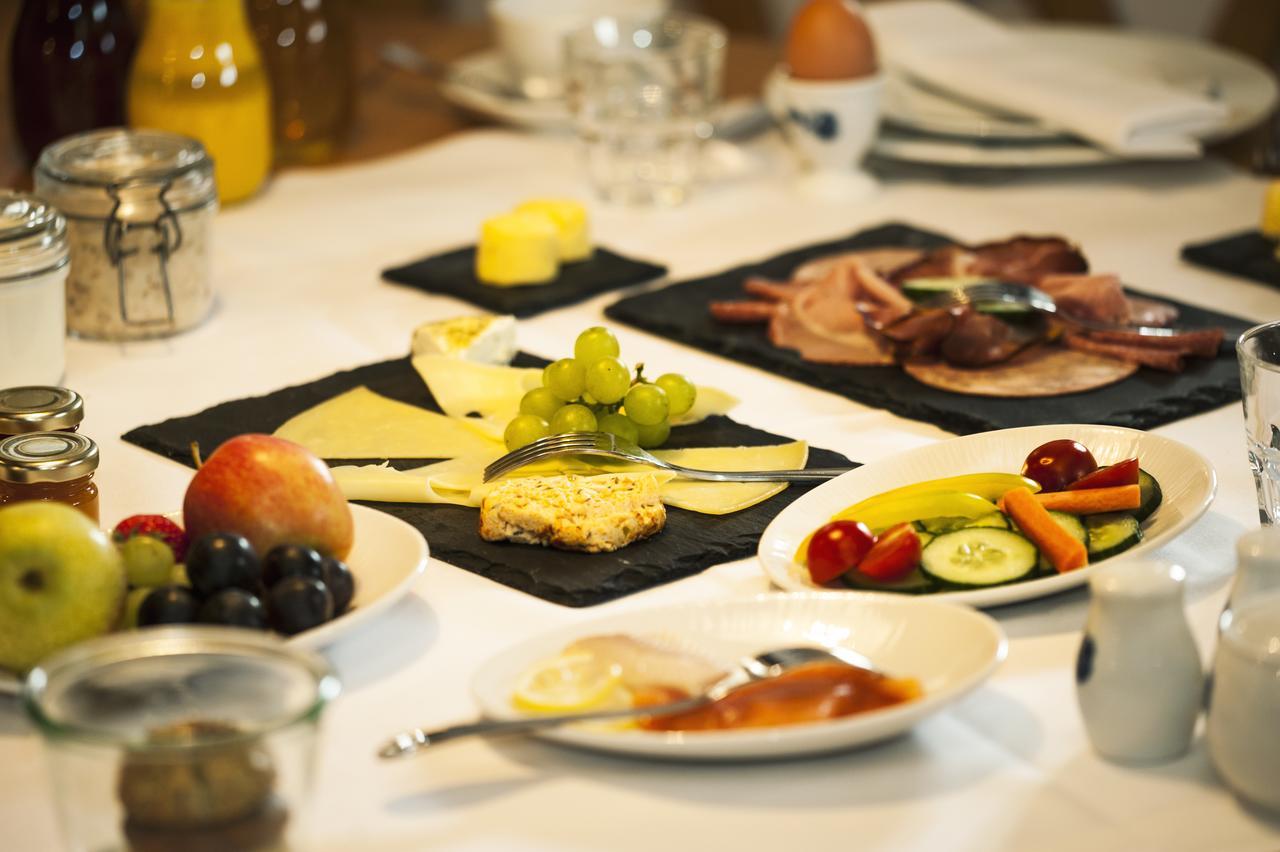 Almdorf Seinerzeit Hotel Wiedweg Ngoại thất bức ảnh